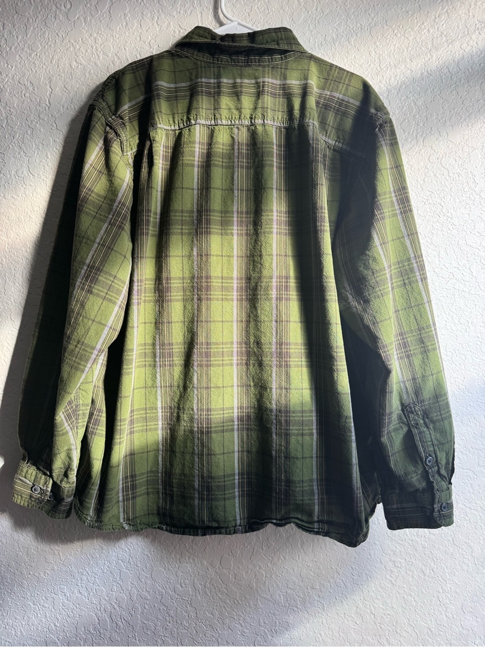 Carhartt Olive Green Plaid Button-Up Shirt - Picture 4 of 7